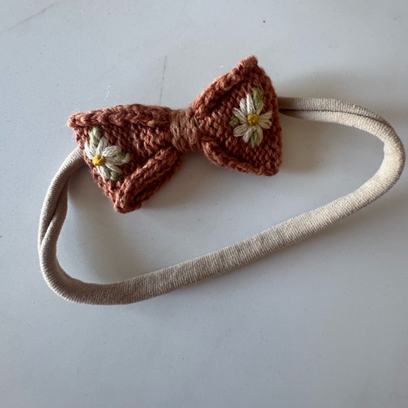 Wild Wawa embroidered bow - Picture 4 of 6
